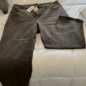 BNWT Universal Standard Donna Straight Leg Jeans 27”